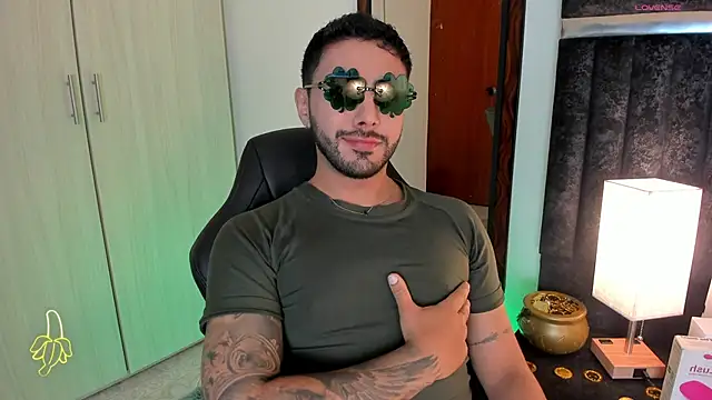 ItsMeEros online show from 14, 3, 2025