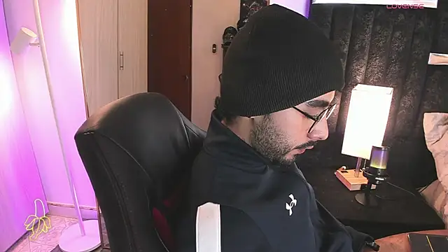 ItsMeEros online show from 13, 4, 2026