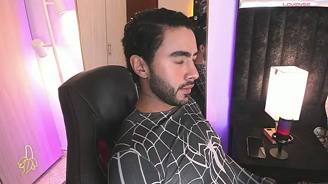 ItsMeEros online show from 24, 3, 2026