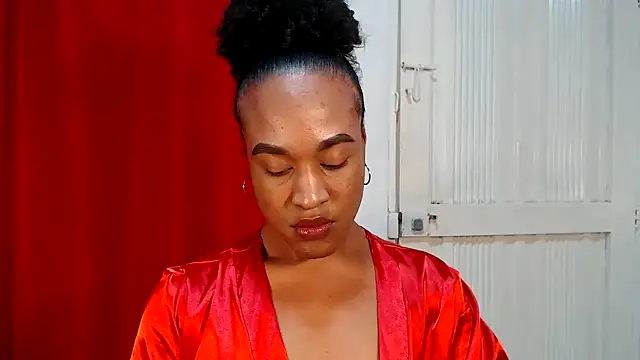 Snapshot of dirtydolltsx chatting on 5, 3, 2026 dirtydolltsx online show from 5, 3, 2026