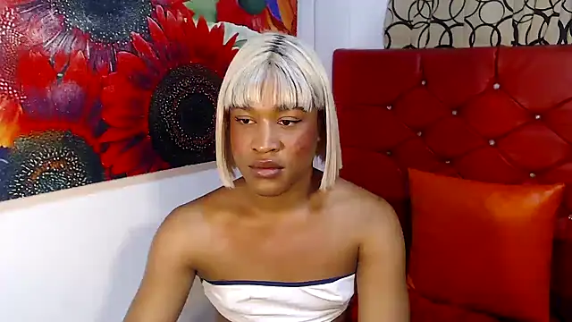 Snapshot of dirtydolltsx chatting on 31, 10, 2025 dirtydolltsx online show from 31, 10, 2025