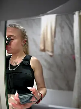 pinkstar  online show from 5, 10, 2025