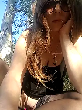 dolcehelena993 online show from 24, 10, 2025