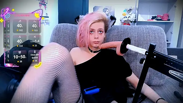 Littlepinkcat online show from 2, 10, 2025