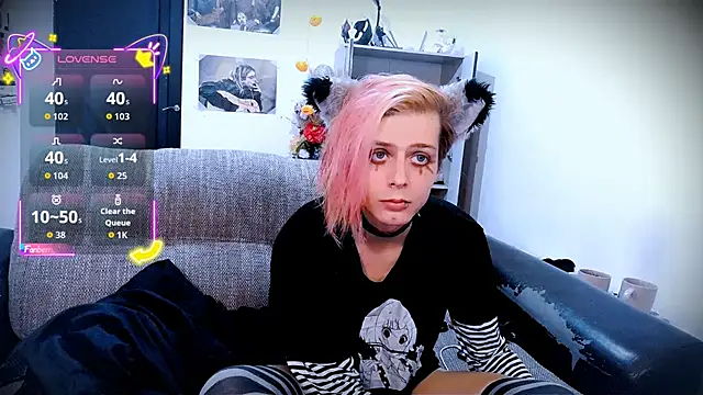 Littlepinkcat online show from 30, 9, 2025