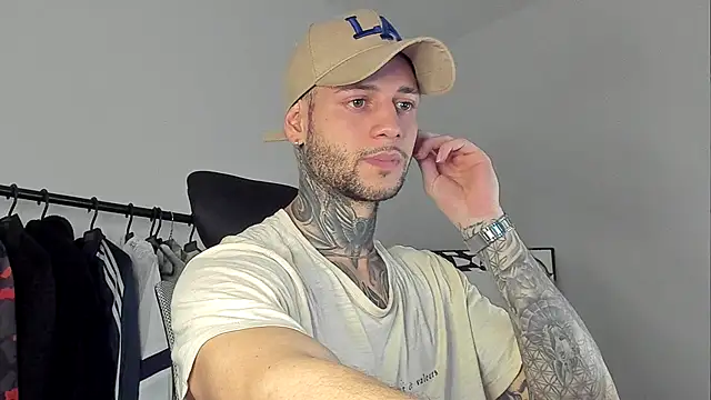  jamesleandros1 online show from 23, 10, 2025