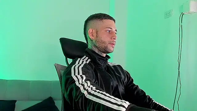  jamesleandros1 online show from 2, 8, 2026