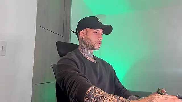  jamesleandros1 online show from 9, 5, 2026