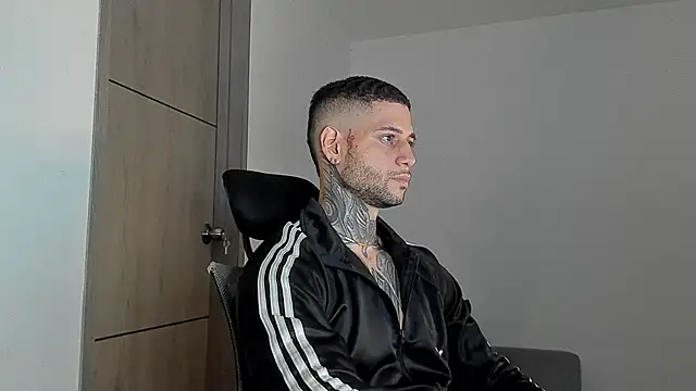  jamesleandros1 online show from 10, 6, 2026