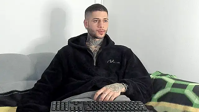  jamesleandros1 online show from 28, 11, 2025