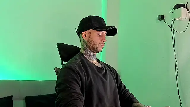  jamesleandros1 online show from 11, 7, 2026