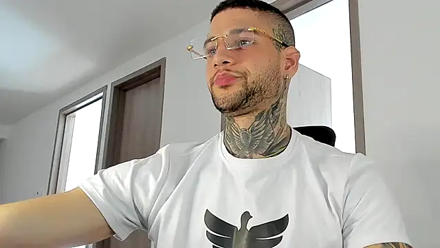  jamesleandros1 online show from 24, 9, 2025