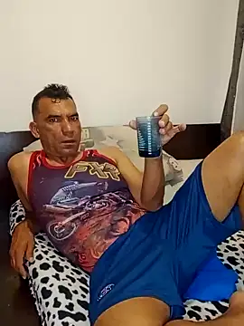 Daddy1972 online show from 8, 2, 2025