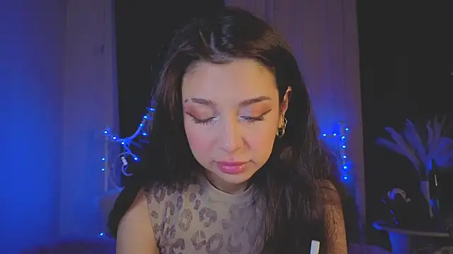 Snapshot of Funny_Bunny chatting on 30, 10, 2025 Funny Bunny online show from 30, 10, 2025