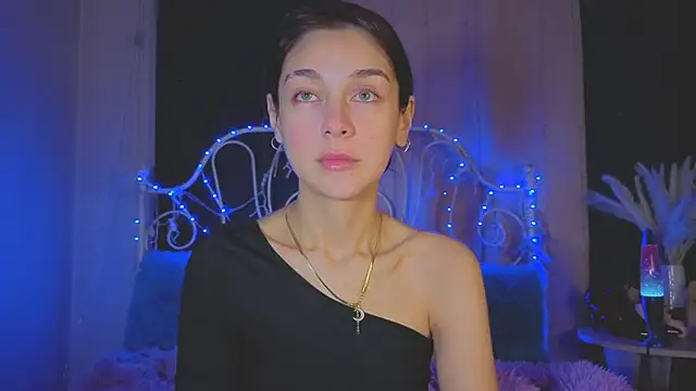 Snapshot of Funny_Bunny chatting on 17, 9, 2025 Funny Bunny online show from 17, 9, 2025