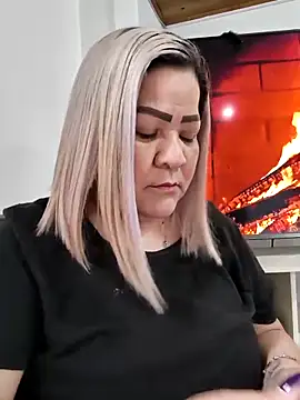 Dalessa Bigtits online show from 12, 3, 2026