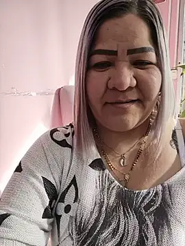 Dalessa Bigtits online show from 2, 6, 2026
