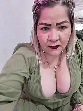Dalessa Bigtits online show from 23, 5, 2026
