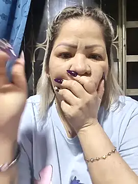 Dalessa Bigtits online show from 1, 3, 2026