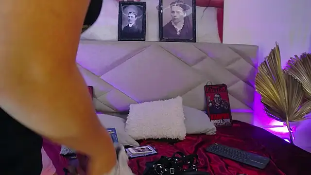 SabinaMerchetti online show from 25, 9, 2025