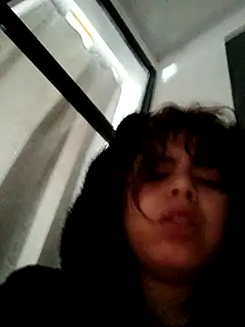 Snapshot of SabinaMerchetti chatting on 21, 12, 2025 SabinaMerchetti online show from 21, 12, 2025