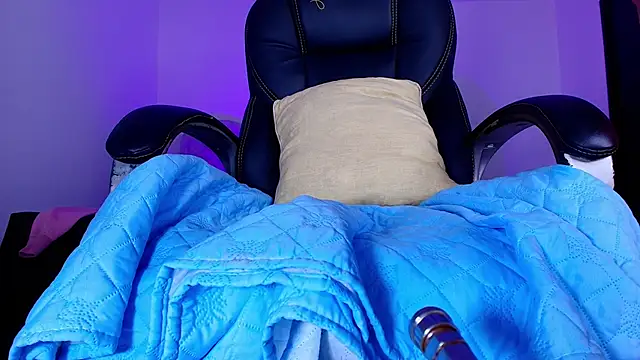 naomi kyse online show from 17, 4, 2026