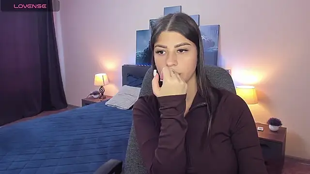 Snapshot of MaryMayson chatting on 15, 10, 2025 MaryMayson online show from 15, 10, 2025