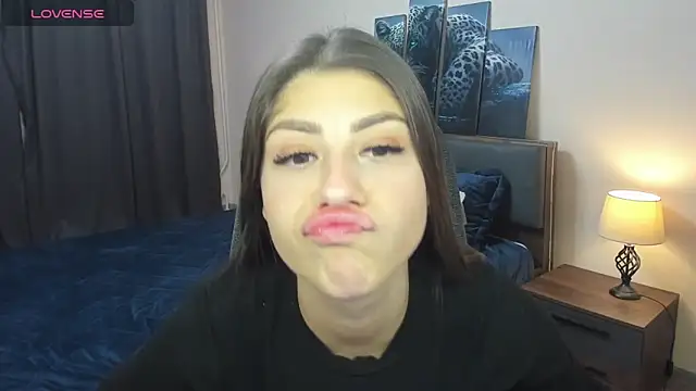 Snapshot of MaryMayson chatting on 5, 3, 2025 MaryMayson online show from 5, 3, 2025