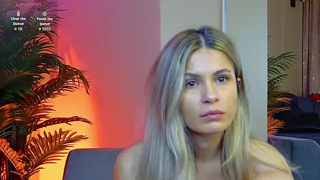 Avril Cyrus online show from 15, 11, 2025