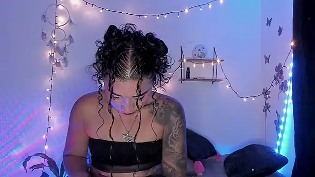 Eva Lee  online show from 27, 2, 2025