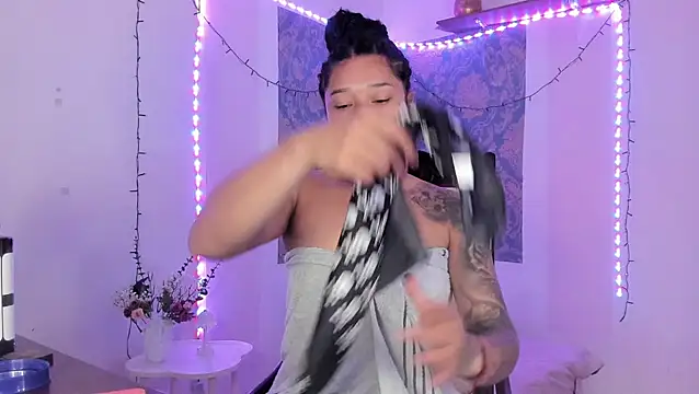 Eva Lee  online show from 7, 3, 2026