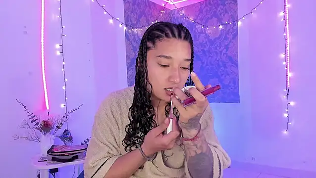 Eva Lee  online show from 8, 7, 2026