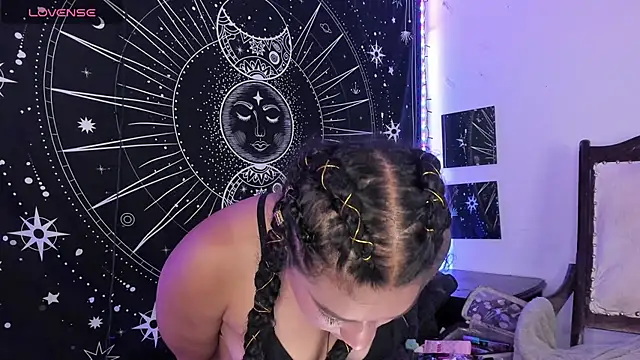 Eva Lee  online show from 16, 10, 2025