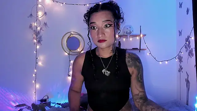 Eva Lee  online show from 11, 3, 2025