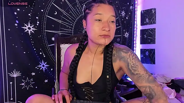 Eva Lee  online show from 10, 10, 2025