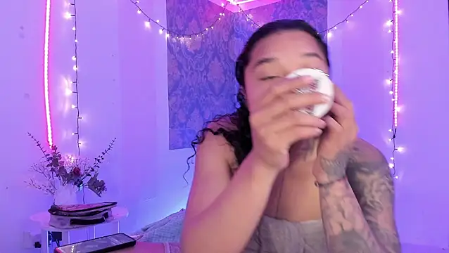 Eva Lee  online show from 16, 6, 2026