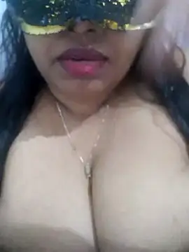 chubby wife online show from 11, 10, 2025