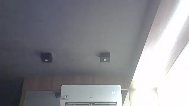 Snapshot of Skinny-Kitten chatting on 1, 4, 2026 Skinny-Kitten online show from 1, 4, 2026