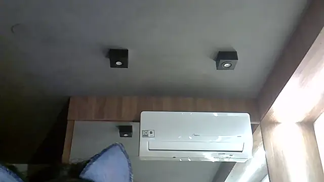 Skinny-Kitten online show from 3, 11, 2025