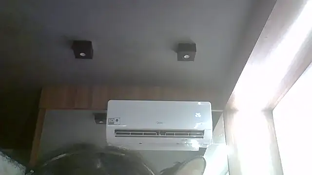 Snapshot of Skinny-Kitten chatting on 14, 4, 2026 Skinny-Kitten online show from 14, 4, 2026