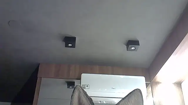 Skinny-Kitten online show from 15, 11, 2025