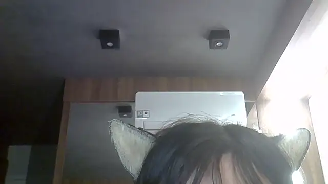 Skinny-Kitten online show from 25, 5, 2026