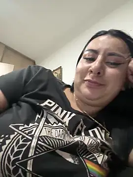 Abril Luv online show from 15, 5, 2026