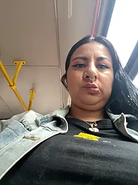 Snapshot of Abril_Luv chatting on 19, 6, 2026 Abril Luv online show from 19, 6, 2026