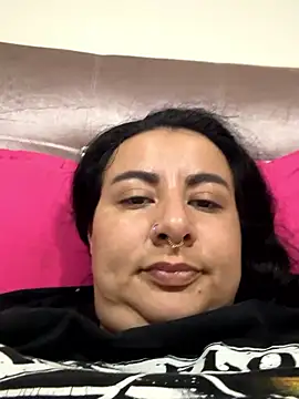 Abril Luv online show from 6, 1, 2026