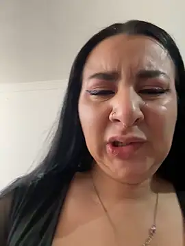 Abril Luv online show from 22, 10, 2025