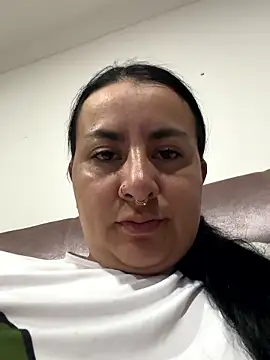 Abril Luv online show from 10, 1, 2026