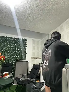 Abril Luv online show from 14, 2, 2026