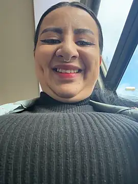 Abril Luv online show from 18, 12, 2025