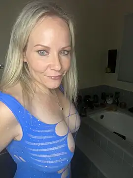 Sexual Lovable Doll online show from 12, 9, 2025